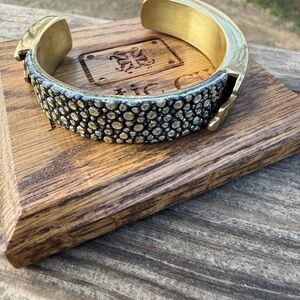 Rustic Cuff 1/2” Mini Dallas Silver Stingray on Gold Brass
